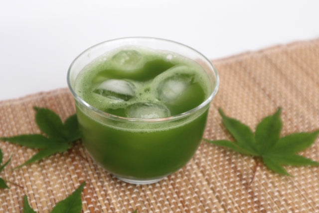 How to Brew Iced Matcha Tea