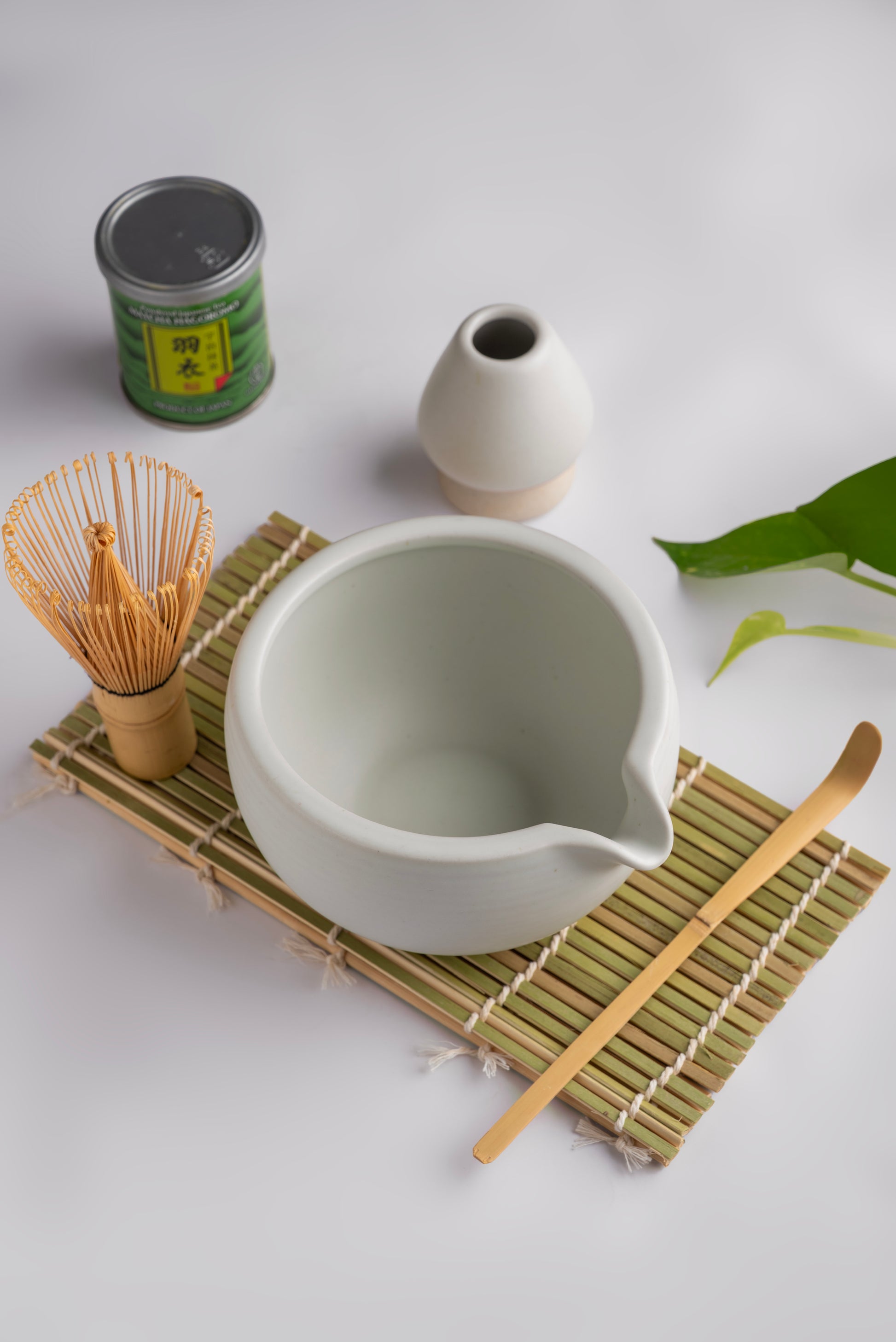 Hikari Tokyo Matcha Bowl with Spout White