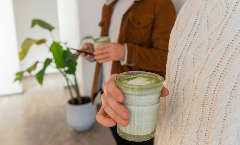 matcha powder smoothie